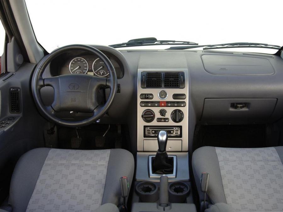  Tata Safari 2005 года  (фото 4 из 16)
